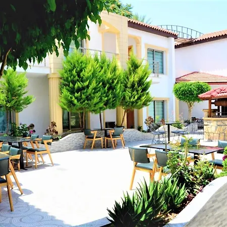 Nagas Boutique At Historical Part Of 3*